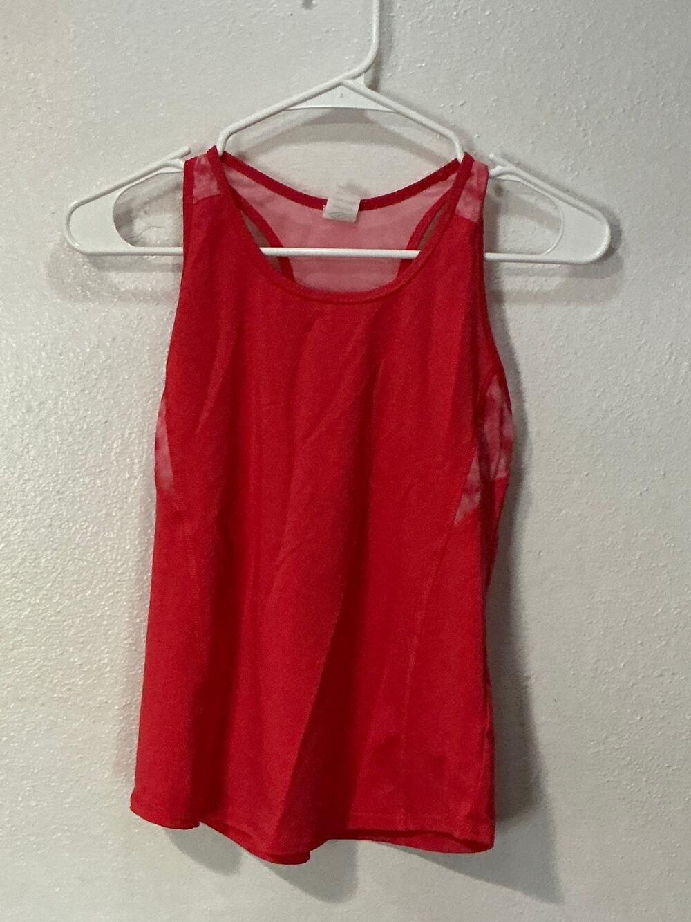 Umbro size LG 10/12 fitness active use performance tank top